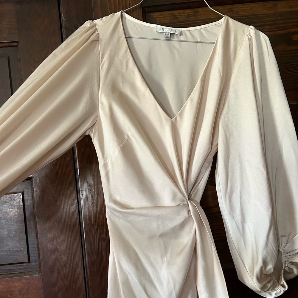 Esther white dress - Picture 2 of 4